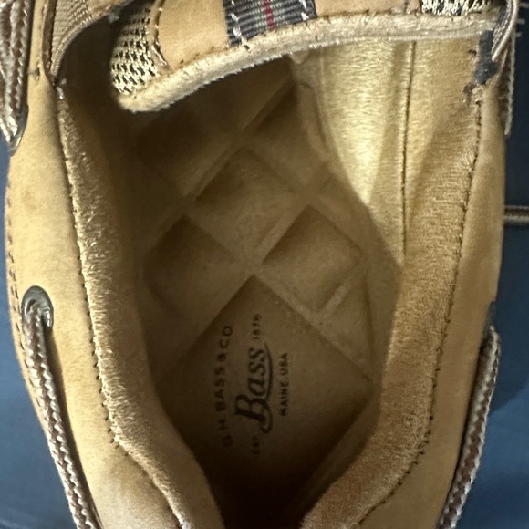 Bass-Earl III Men's Tan Leather Boat Shoes - Picture 3 of 4